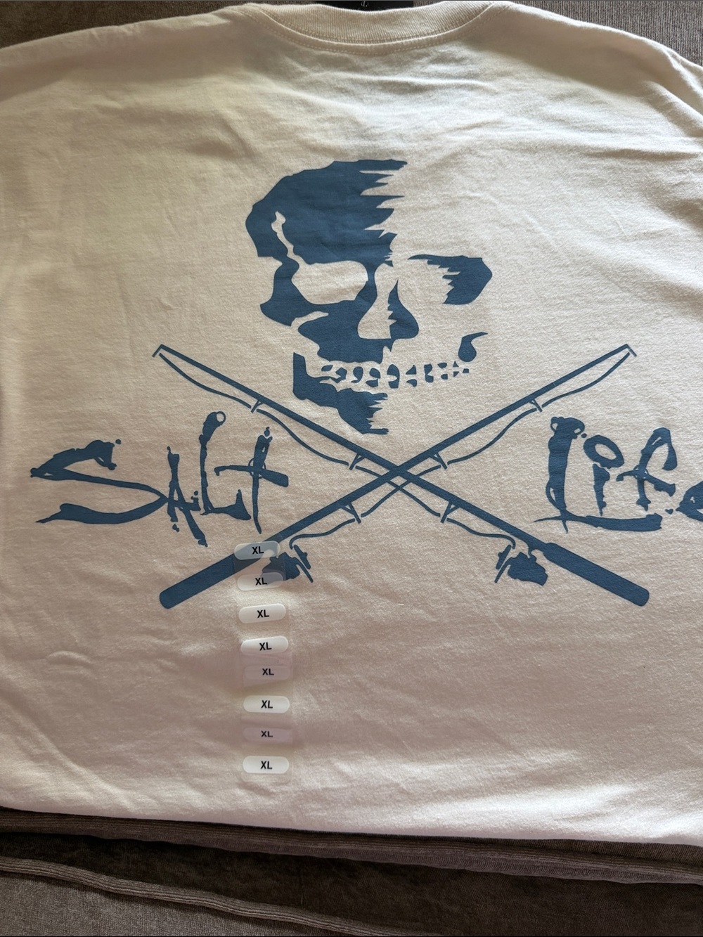 Salt Life skulls and poles  short-Sleeve Pocket Tee with Blue Logo